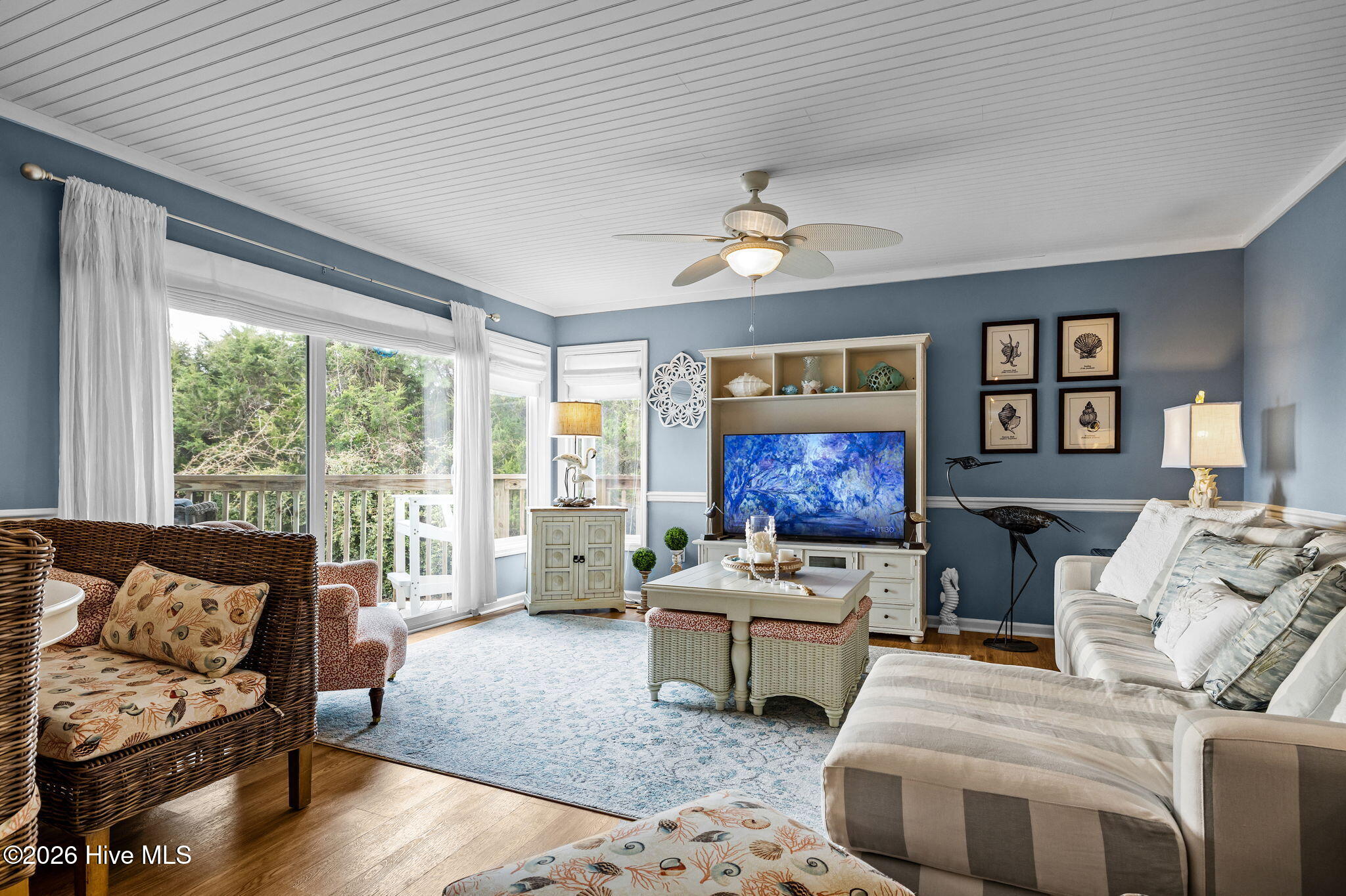 8801 Reed Drive, Unit N 106 Emerald Isle, NC 28594 - Photo 18 of 50 Living Area