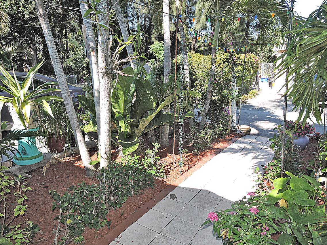 4361 Davis Road Lake Worth, FL 33461 - Photo 25 of 54 DSCN8789
