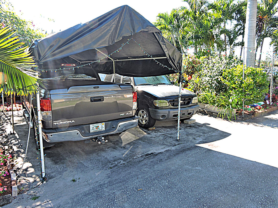 4361 Davis Road Lake Worth, FL 33461 - Photo 38 of 54 DSCN8815