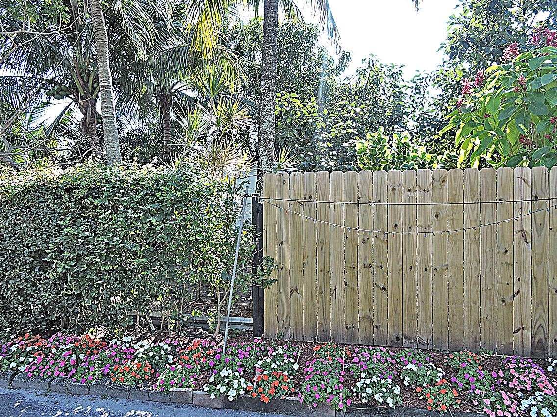 4361 Davis Road Lake Worth, FL 33461 - Photo 39 of 54 DSCN8816