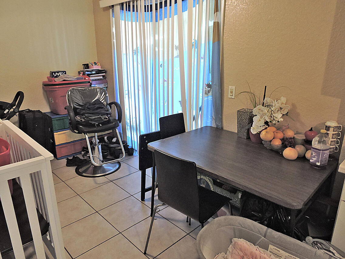 4361 Davis Road Lake Worth, FL 33461 - Photo 6 of 54 DSCN8766