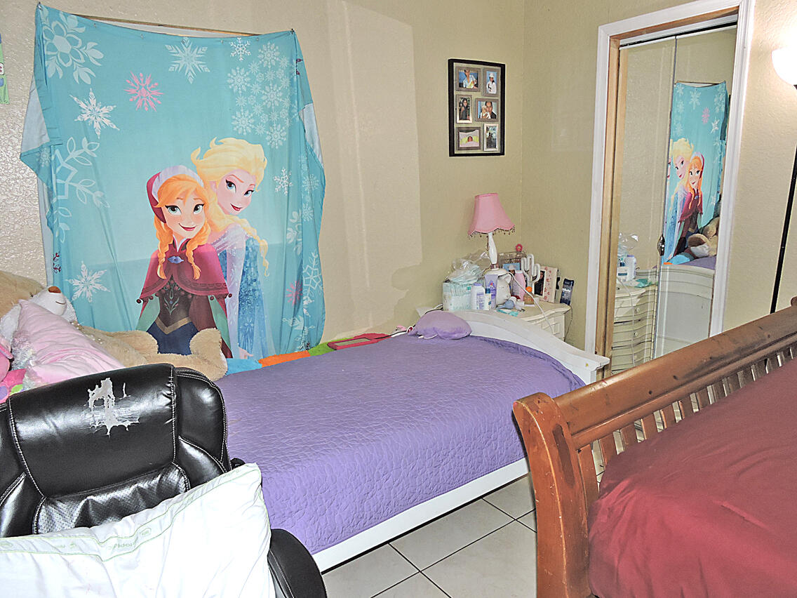 4361 Davis Road Lake Worth, FL 33461 - Photo 9 of 54 DSCN8769