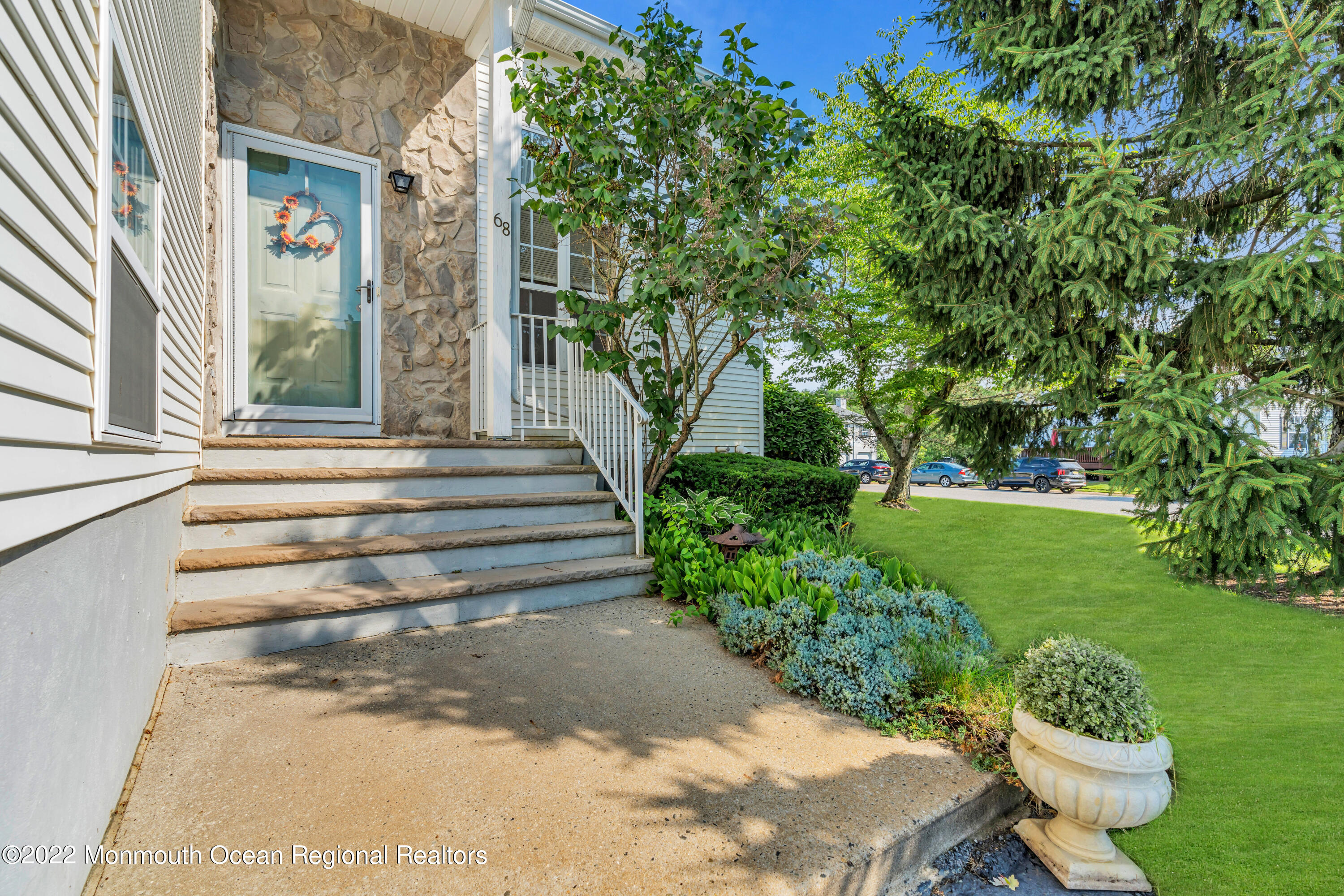 68 Racquet Road Wall, NJ 07719 - Photo 1 of 33 001