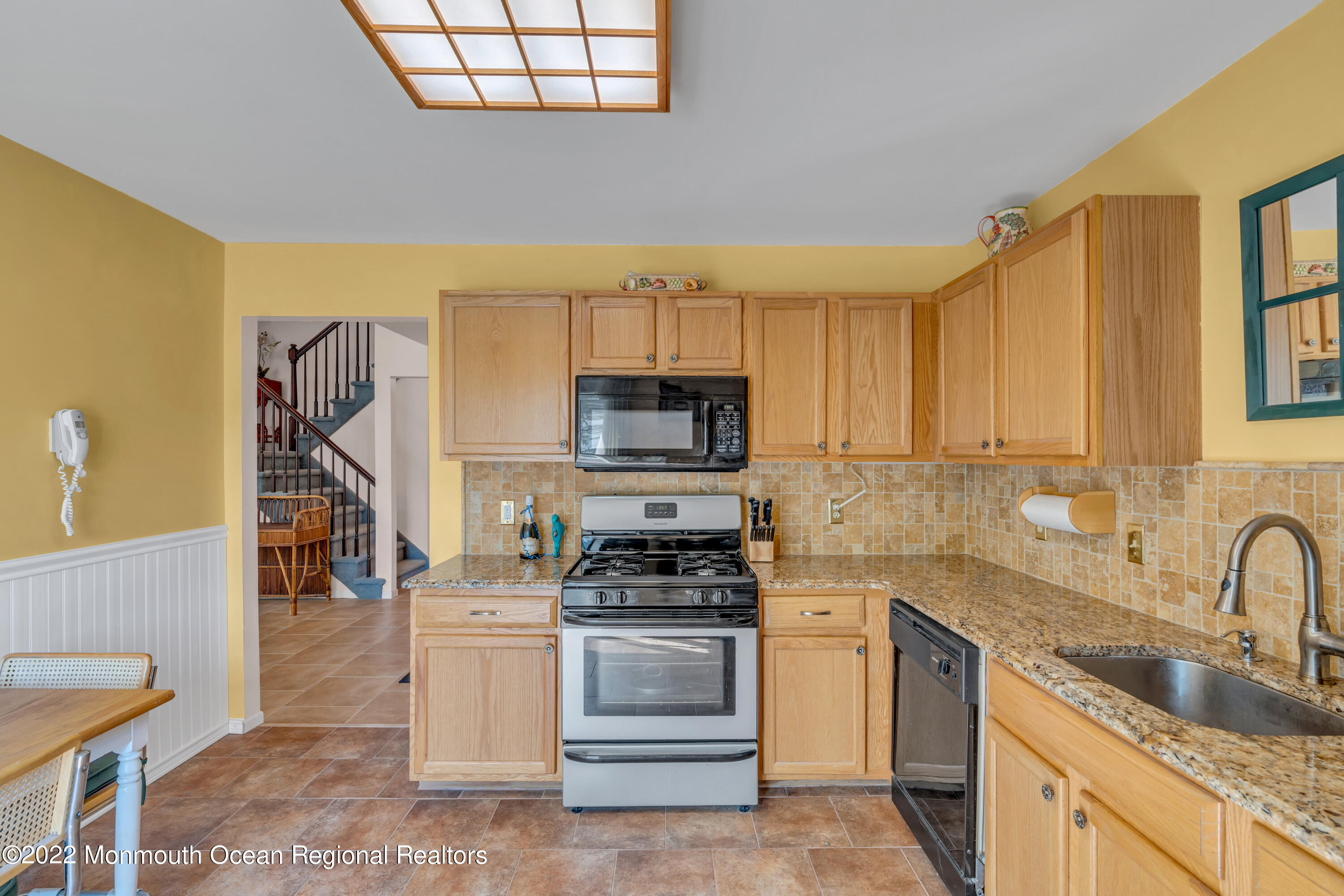 68 Racquet Road Wall, NJ 07719 - Photo 17 of 33 017