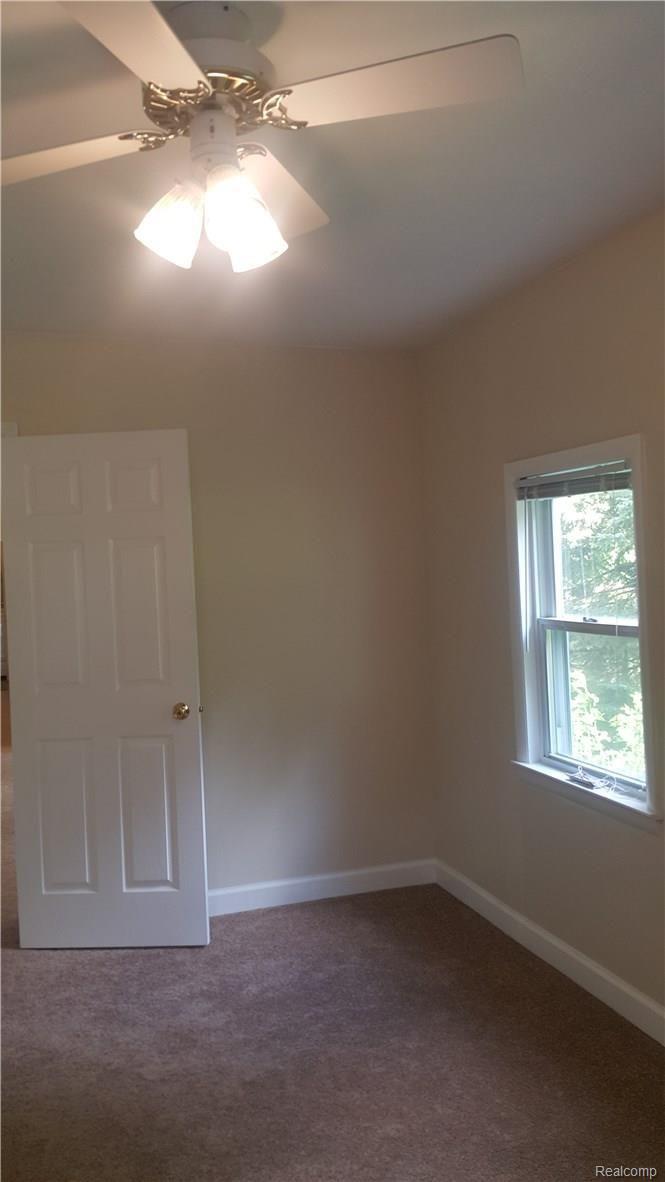 3525 Oak Grove Road North Branch, MI 48461 - Photo 10 of 22 #13 Oak Grove.jpg