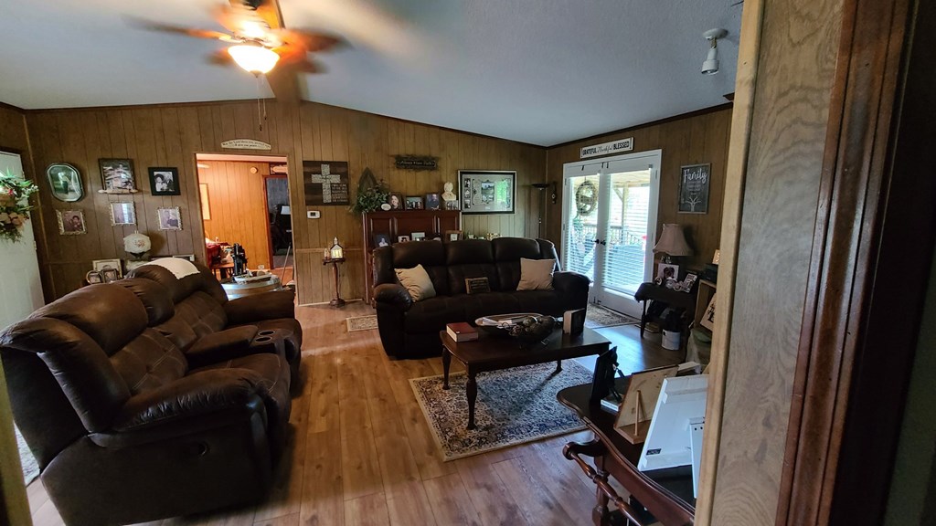 201 Burnett Road Chappells, SC 29037 - Photo 16 of 22