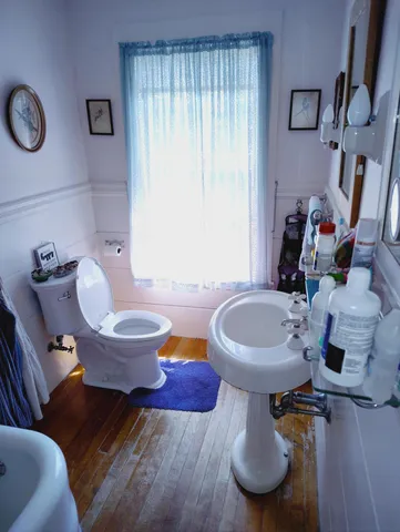 $900,000 | 122 Waukeag Avenue, Sorrento, ME 04677