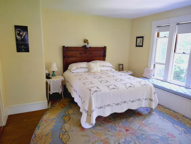 $900,000 | 122 Waukeag Avenue, Sorrento, ME 04677