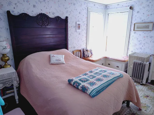 $900,000 | 122 Waukeag Avenue, Sorrento, ME 04677