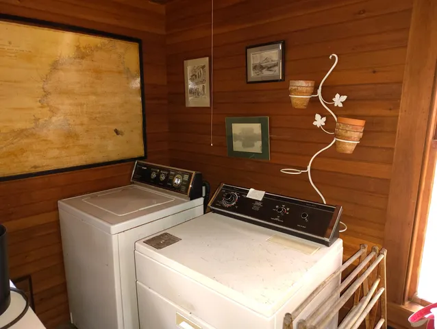 $900,000 | 122 Waukeag Avenue, Sorrento, ME 04677