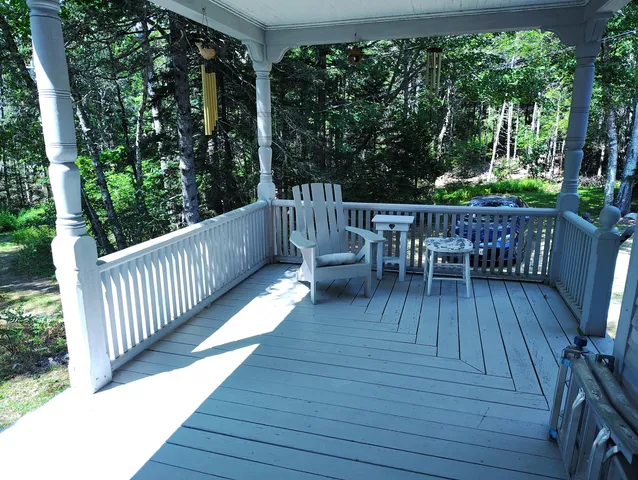 $900,000 | 122 Waukeag Avenue, Sorrento, ME 04677