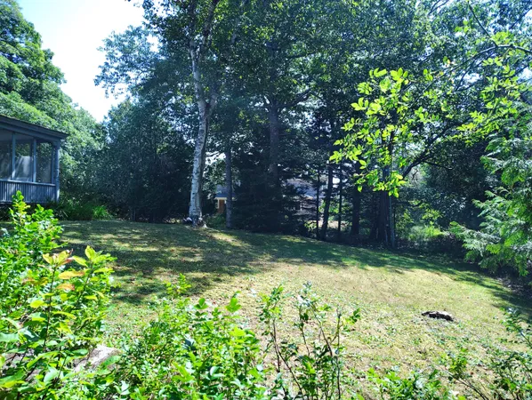 $900,000 | 122 Waukeag Avenue, Sorrento, ME 04677