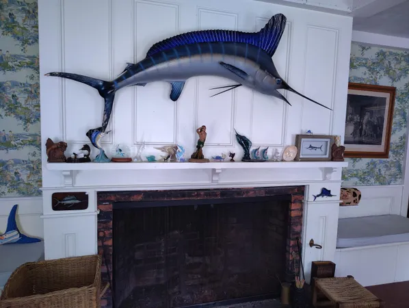 $900,000 | 122 Waukeag Avenue, Sorrento, ME 04677