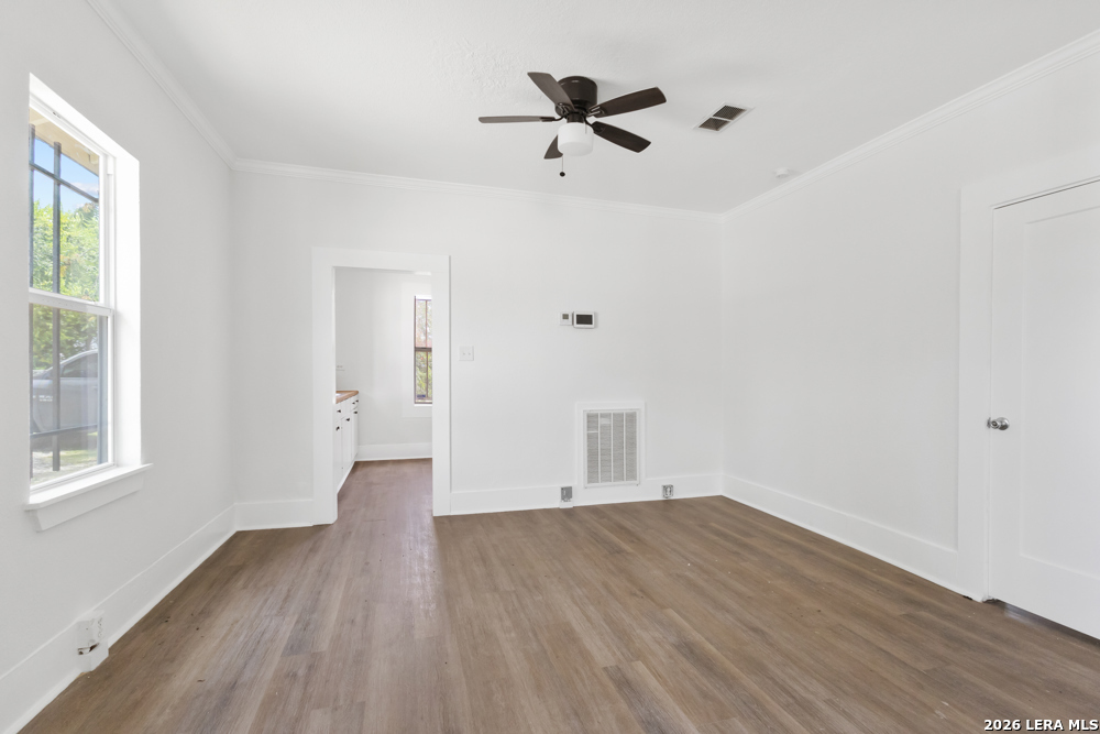 843 Culebra Road San Antonio, TX 78201 - Photo 4 of 15
