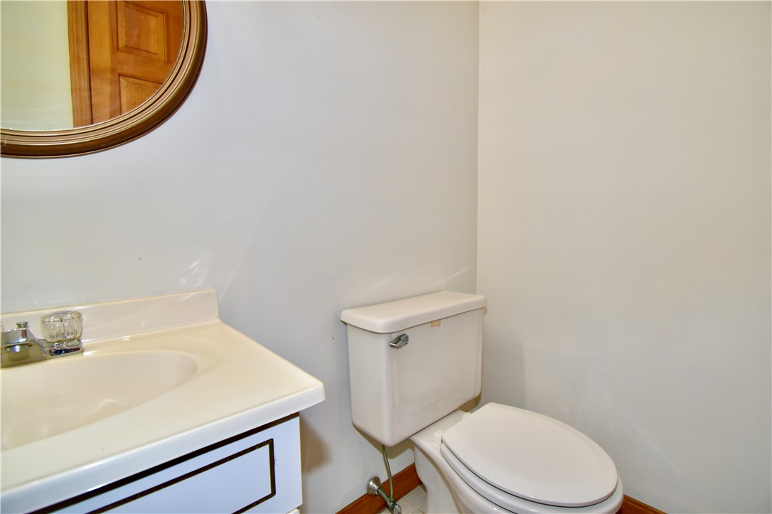 10 Joanth Terrace Westerly, RI 02891 - Photo 25 of 28