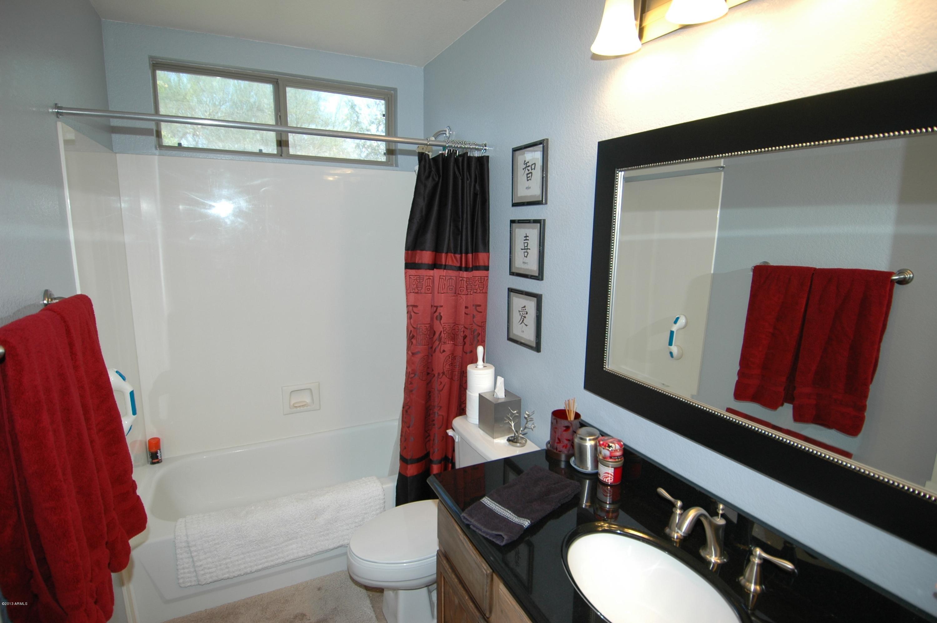 4604 East Rowel Road Phoenix, AZ 85050 - Photo 25 of 38 DSC_0054