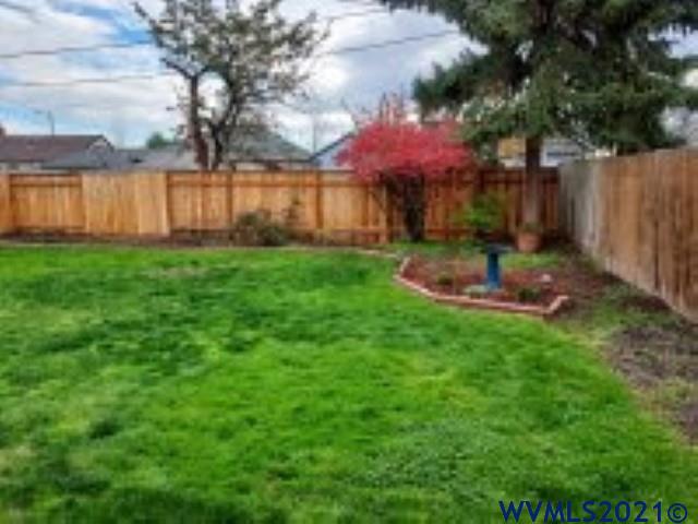 1090 Southwest 14th Avenue Albany, OR 97321 - Photo 10 of 10