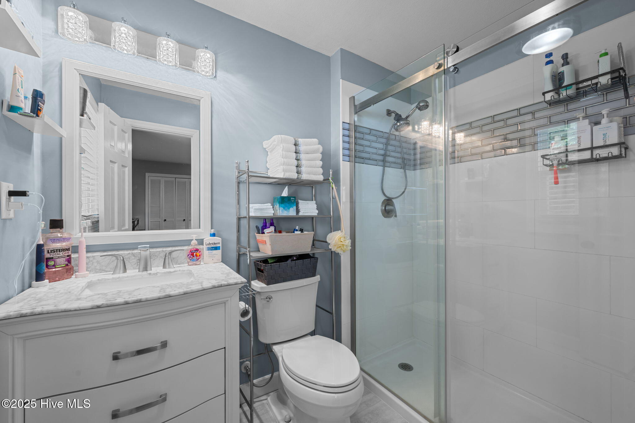212 Stratford Road Havelock, NC 28532 - Photo 21 of 40 Master Bathroom