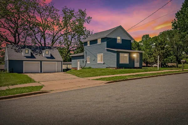 $258,900 | 313 8th Avenue North, Onalaska, WI 54650