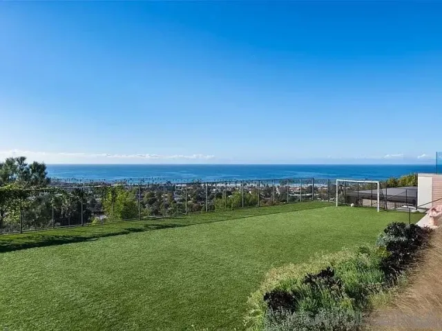 $300,000 | 2585 Calle Del Oro, La Jolla, CA 92037