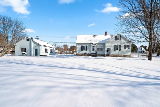 $349,900 | 1717 Church Street, Marinette, WI 54143