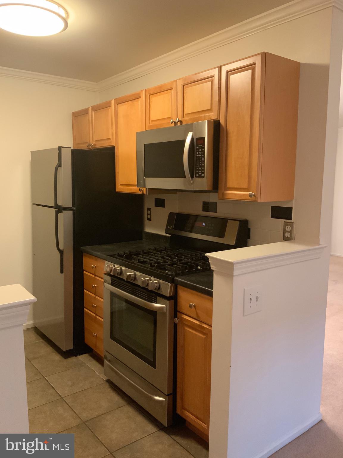 196 Tavistock Road Cherry Hill, NJ 08034 - Photo 8 of 17 Gallery Image 8