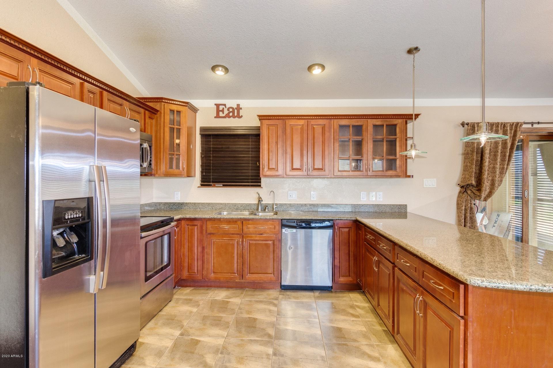 1721 West Maddock Road Phoenix, AZ 85086 - Photo 7 of 15 0009-Maddock 10