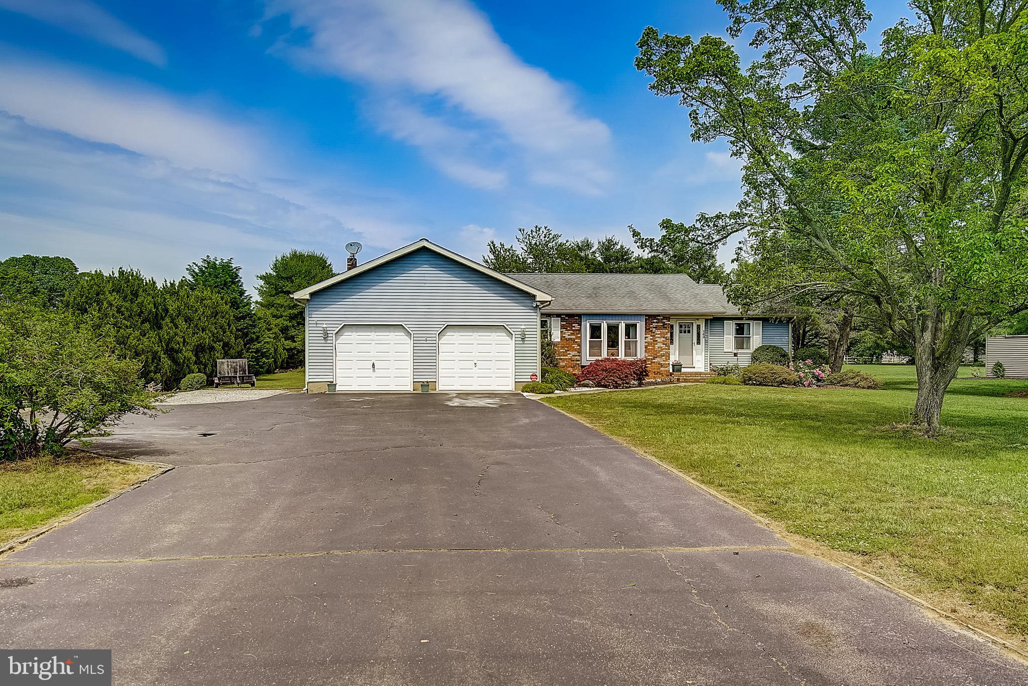 142 East Wolfert Station Road Mickleton, NJ 08056 - Photo 2 of 58 Gallery Image 2