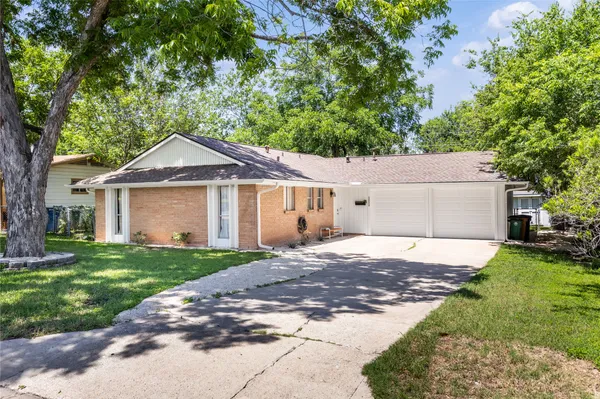 $390,000 | 8800 Parkfield Drive, Austin, TX 78758