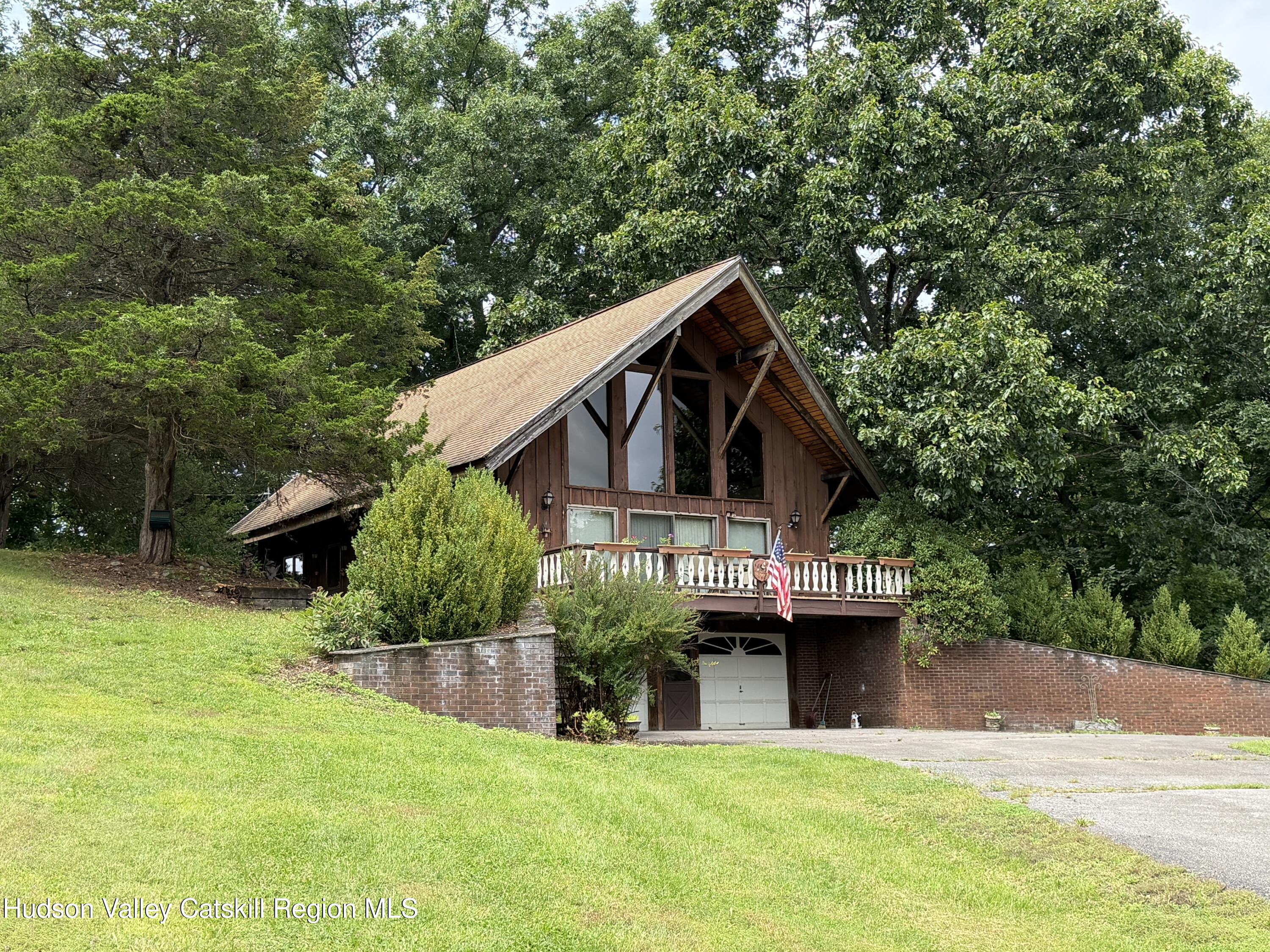 21 Coons Road Claverack, NY 12534 - Photo 2 of 34 IMG_1020