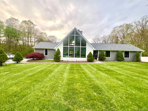 $675,000 | 225 Brown Road, Middletown, NY 10941