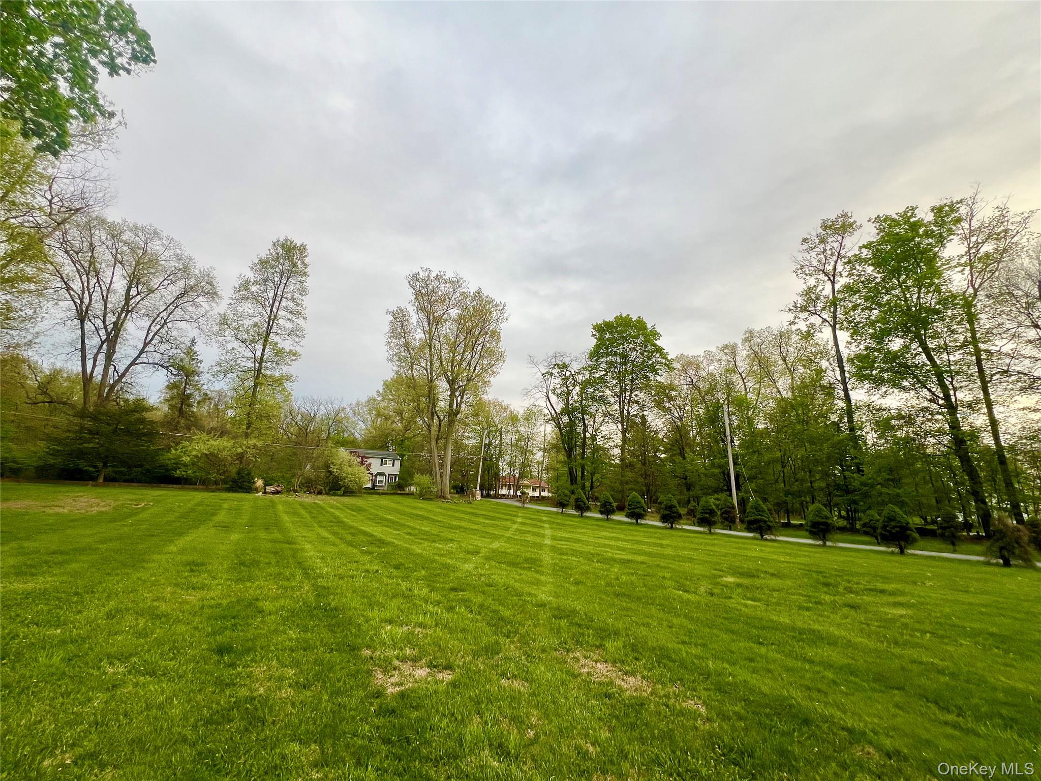 225 Brown Road Middletown, NY 10941 - Photo 4 of 9
