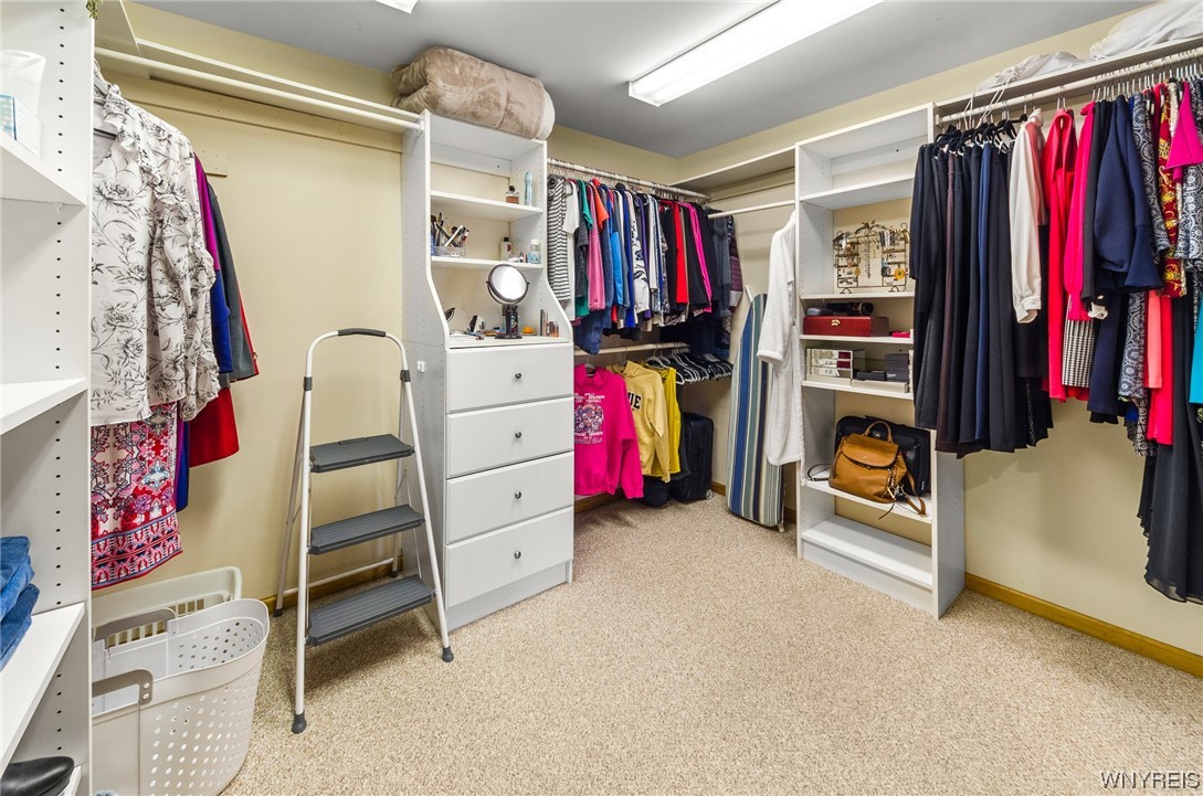 241 Lowell Road Tonawanda Town, NY 14217 - Photo 27 of 49