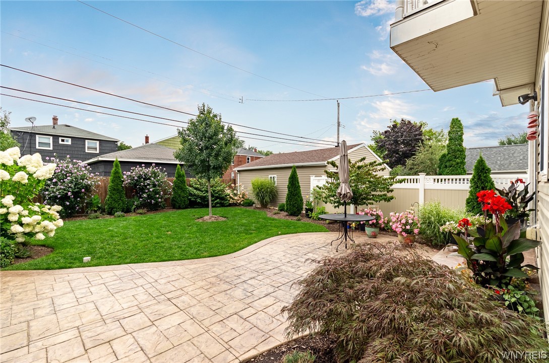 241 Lowell Road Tonawanda Town, NY 14217 - Photo 44 of 49