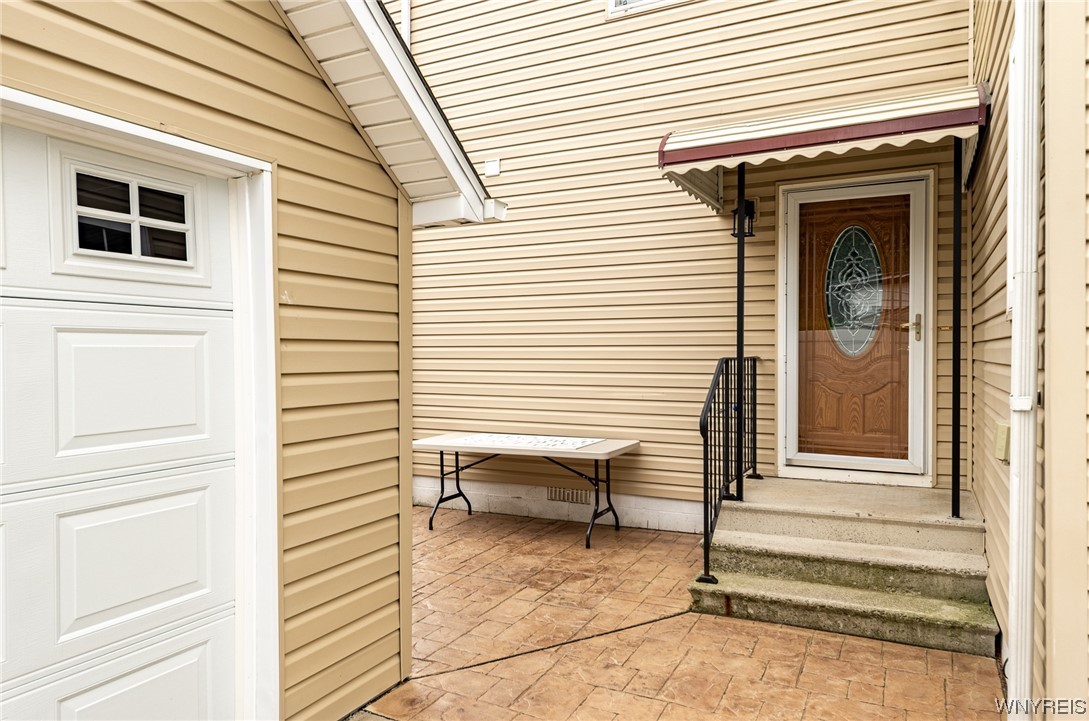 241 Lowell Road Tonawanda Town, NY 14217 - Photo 45 of 49