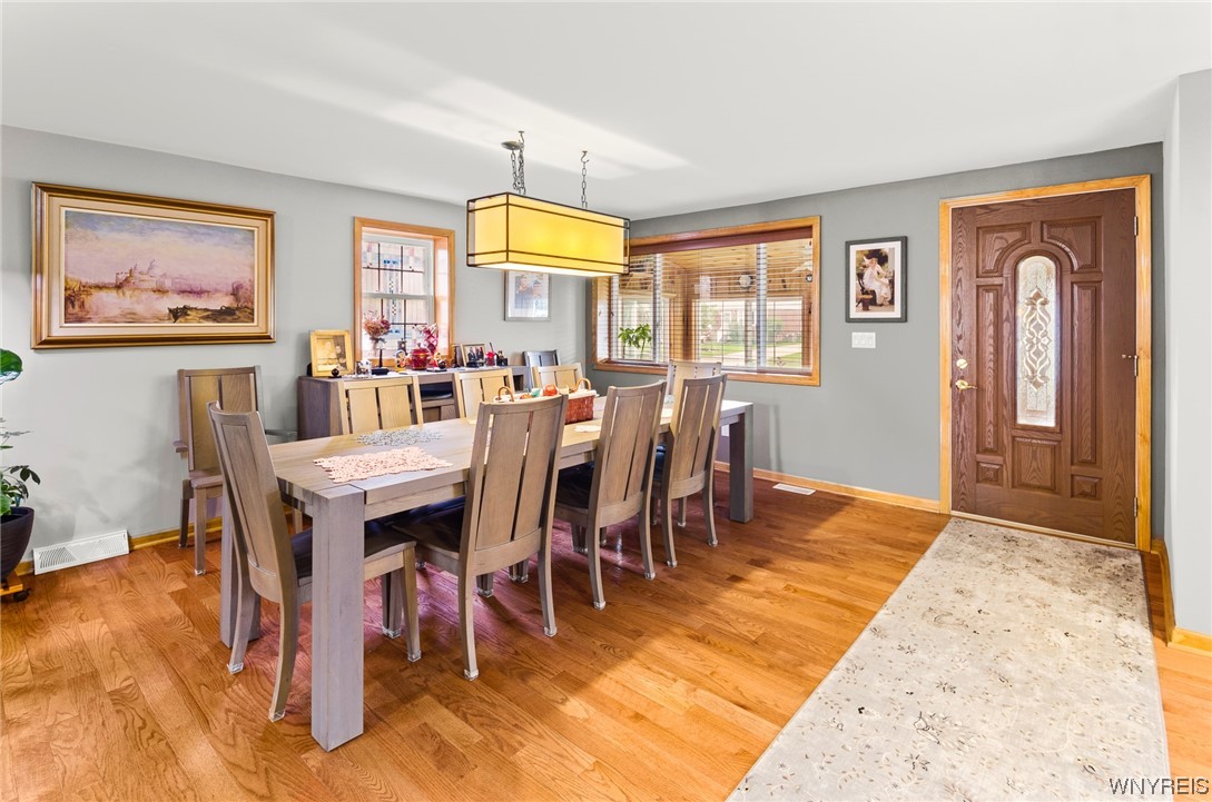 241 Lowell Road Tonawanda Town, NY 14217 - Photo 6 of 49