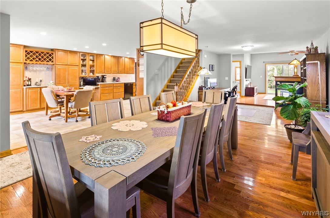 241 Lowell Road Tonawanda Town, NY 14217 - Photo 7 of 49