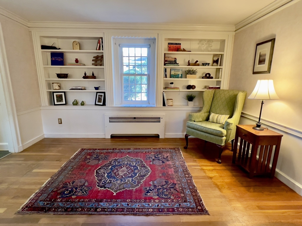 62 Longview Drive Marblehead, MA 01945 - Photo 16 of 42 a living room with furniture rug and rug