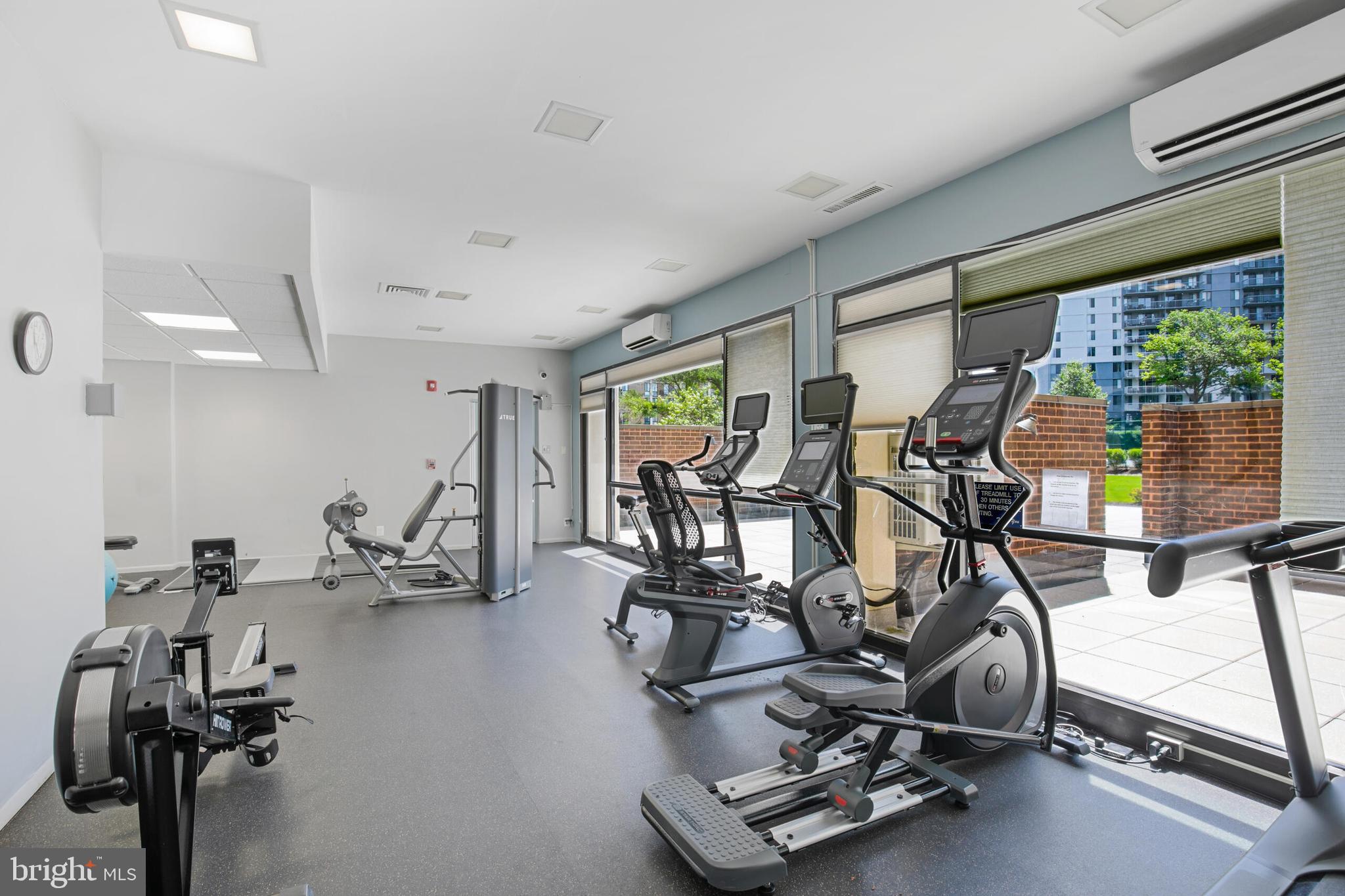 6800 Fleetwood Road, Unit 802 McLean, VA 22101 - Photo 35 of 39