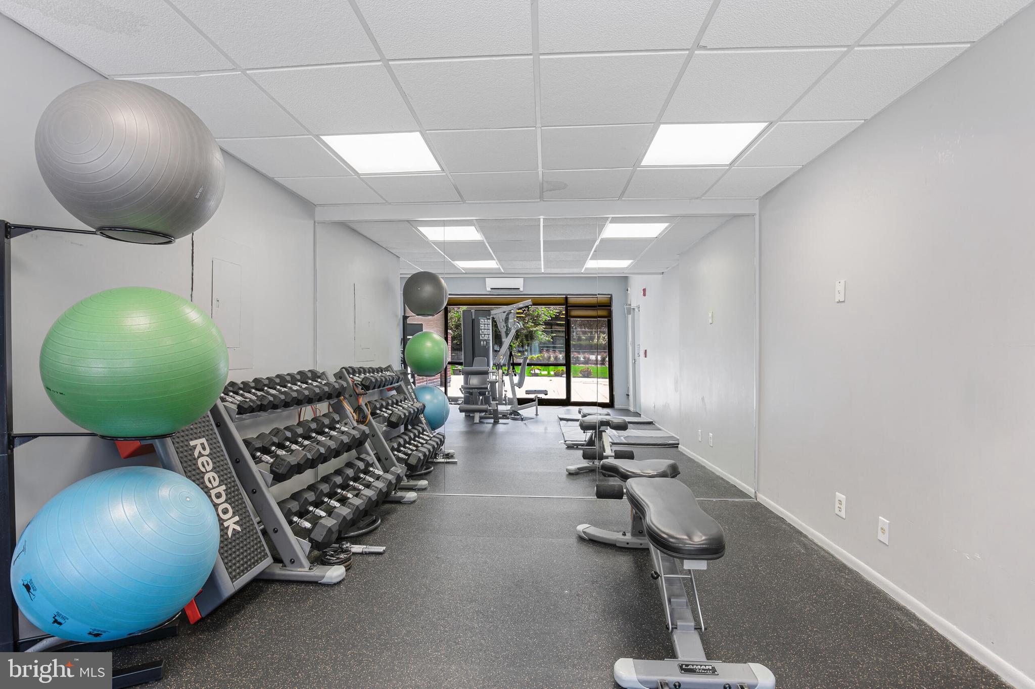 6800 Fleetwood Road, Unit 802 McLean, VA 22101 - Photo 36 of 39