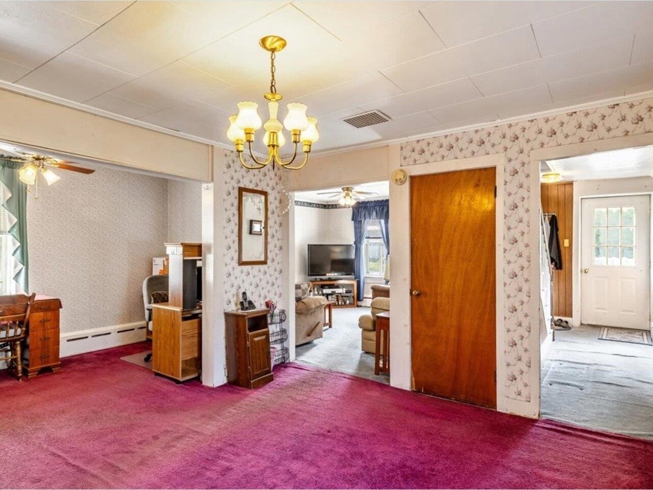 19 North Elm Street St. Albans, VT 05478 - Photo 12 of 41