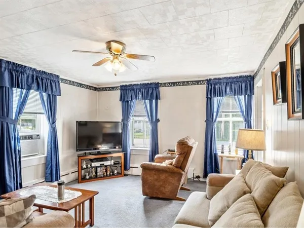 $230,000 | 19 North Elm Street, St. Albans, VT 05478