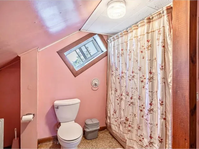 $249,995 | 19 North Elm Street, St. Albans, VT 05478