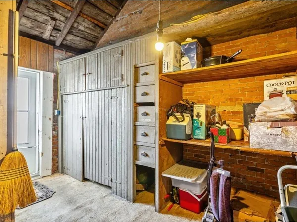 $230,000 | 19 North Elm Street, St. Albans, VT 05478