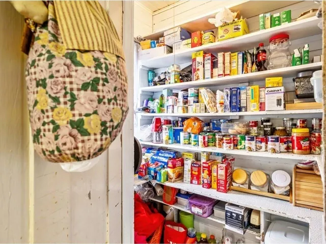 $249,995 | 19 North Elm Street, St. Albans, VT 05478