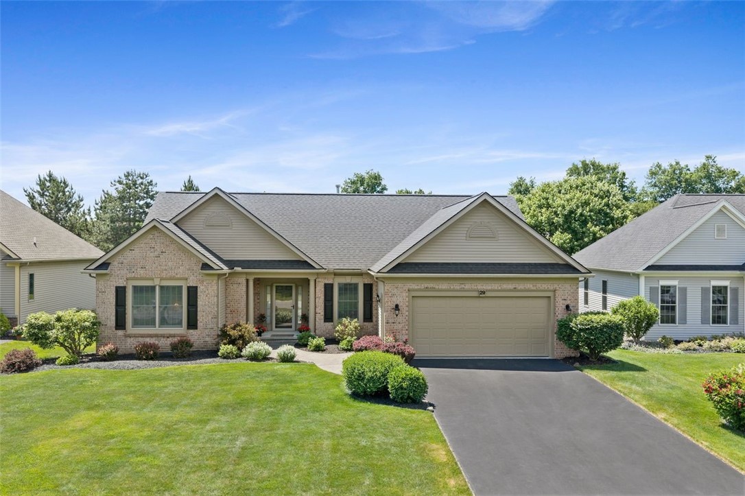 29 Brantley Way Perinton, NY 14526 - Photo 1 of 45