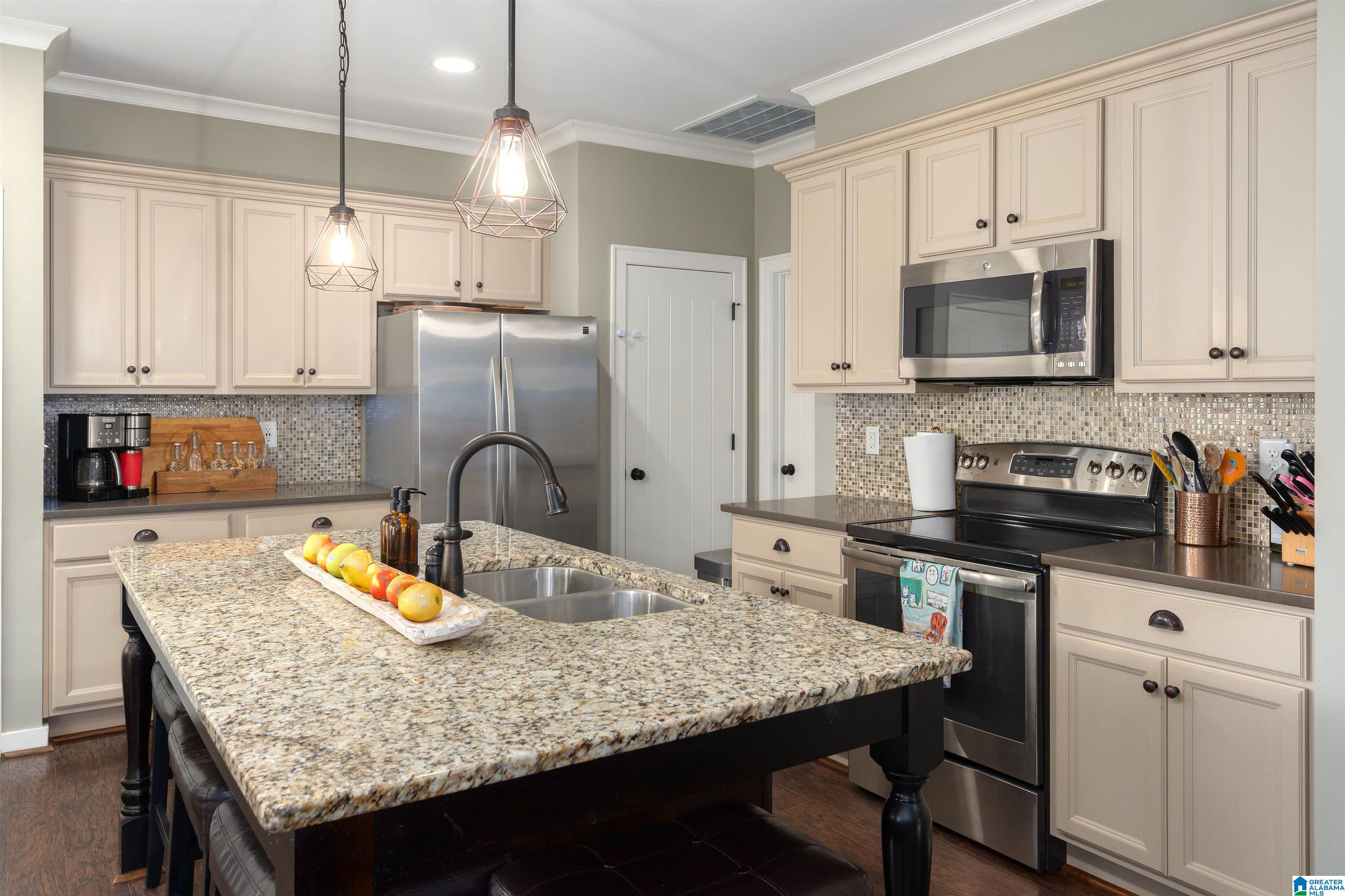 6405 Spring Street Trussville, AL 35173 - Photo 18 of 57