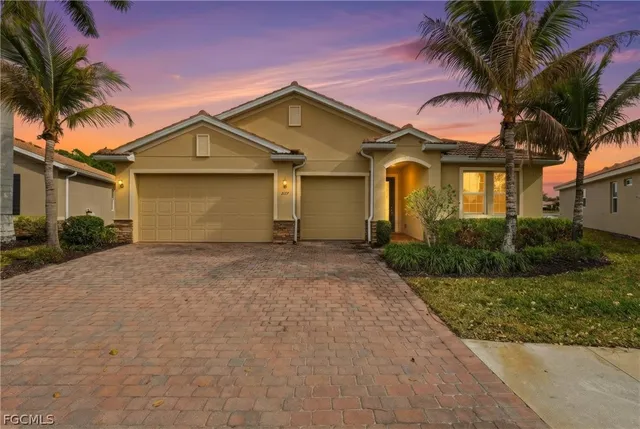 $649,000 | 3177 Royal Gardens Avenue, Fort Myers, FL 33916