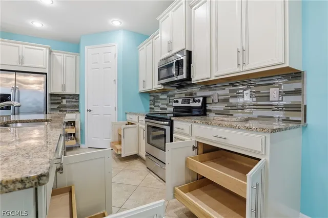 $649,000 | 3177 Royal Gardens Avenue, Fort Myers, FL 33916