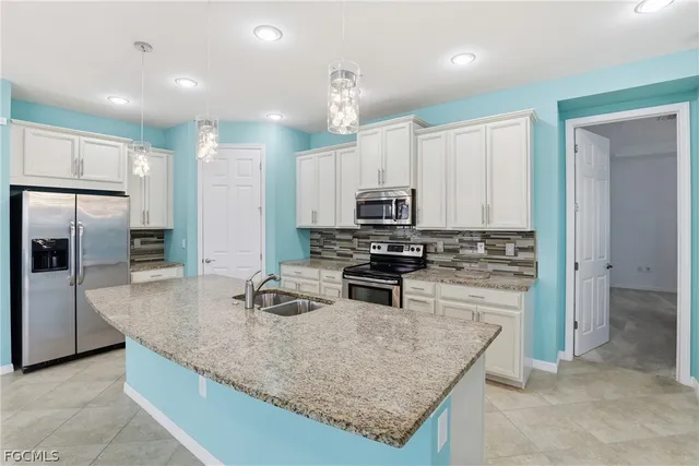 $649,000 | 3177 Royal Gardens Avenue, Fort Myers, FL 33916